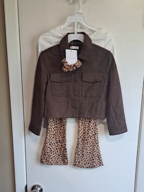 Kids Brown Suede Jacket, White Long Sleeve Shirt And Leopard Leggings